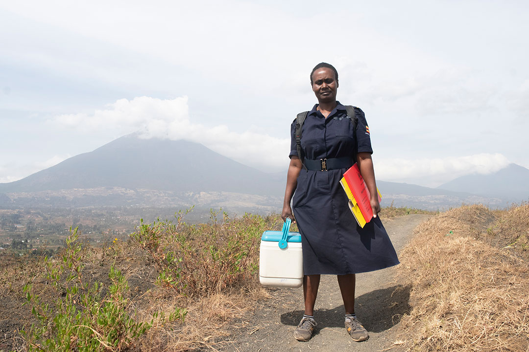 Health worker Michelline Uwimana during her trek to Uganda’s remote Batwa people. Credit: Gavi/2022/Nes Motion Media