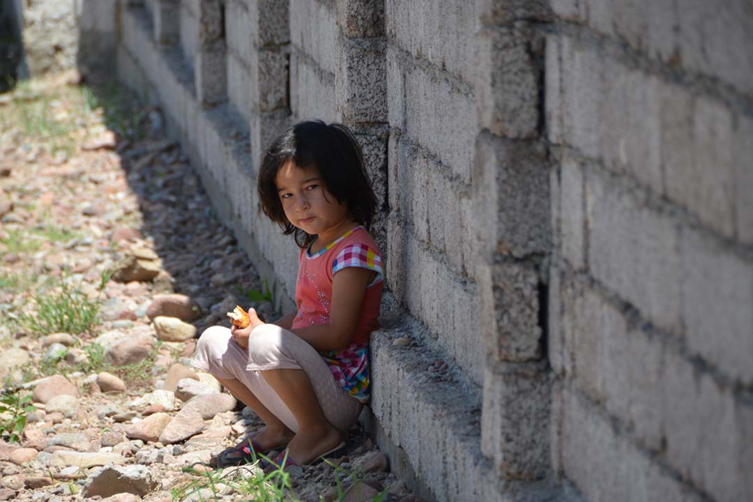 A little girl on one of the rural streets in Surkhandarya District. Credit: U.Maniyazova